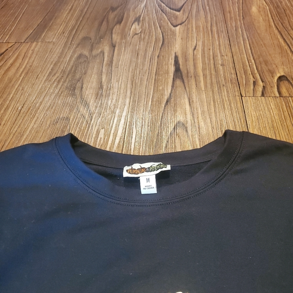 Pumpkins & Potions Black Halloween Graphic Sweatshirt Black Jack O'Lantern Top M - Picture 5 of 7